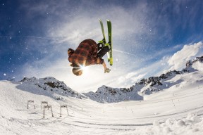 开云真人-红雀球迷都看麻了，进攻线完全崩盘，红雀是啥