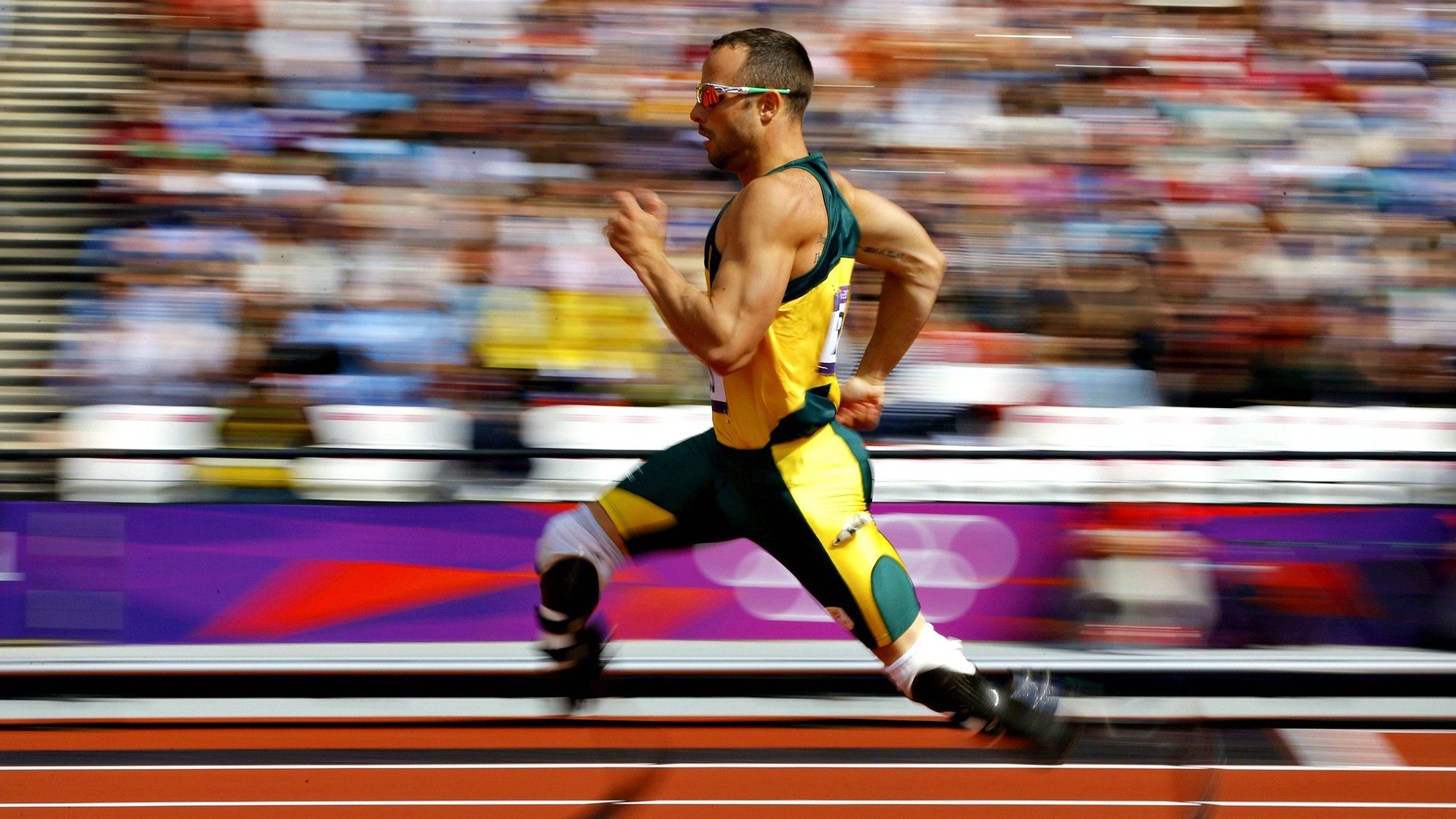 雷迪克：对手小阵容无限换防时，我们必须能够单点突破对手，雷迪克吧